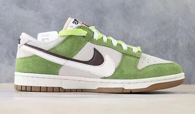 Women's Dunk Low Green White Shoes 206 Women's Dunk Low Green White Shoes 206